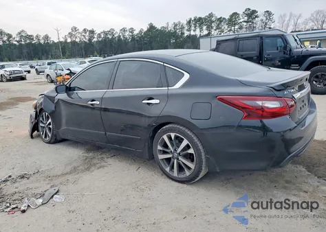 2017 Nissan Altima 2.5 из США, поврежденный, VIN 1N4AL3AP6HC167844